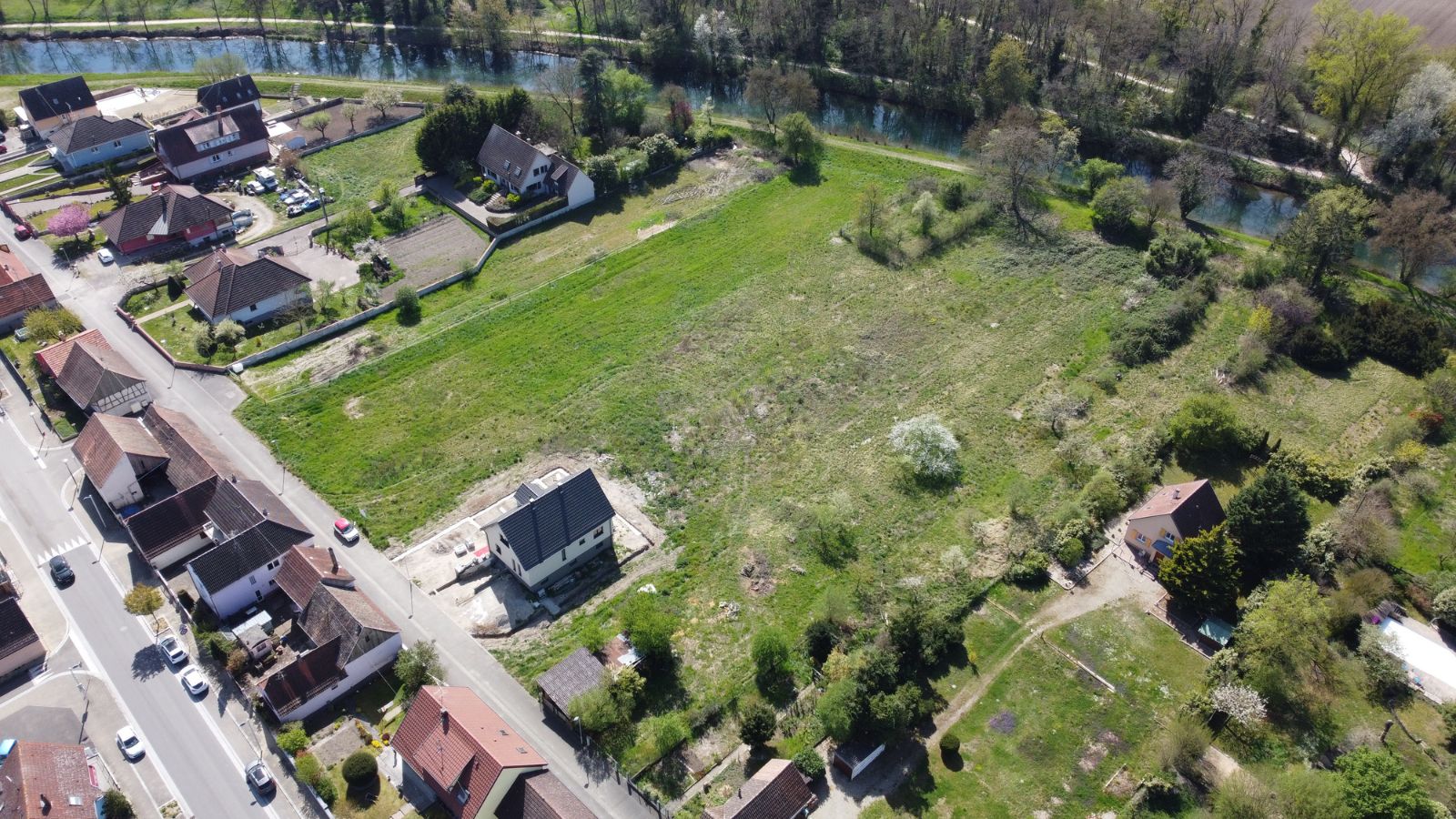 Orientation, acc&egrave;s, voisinage : les crit&egrave;res pour bien choisir son terrain Illzach